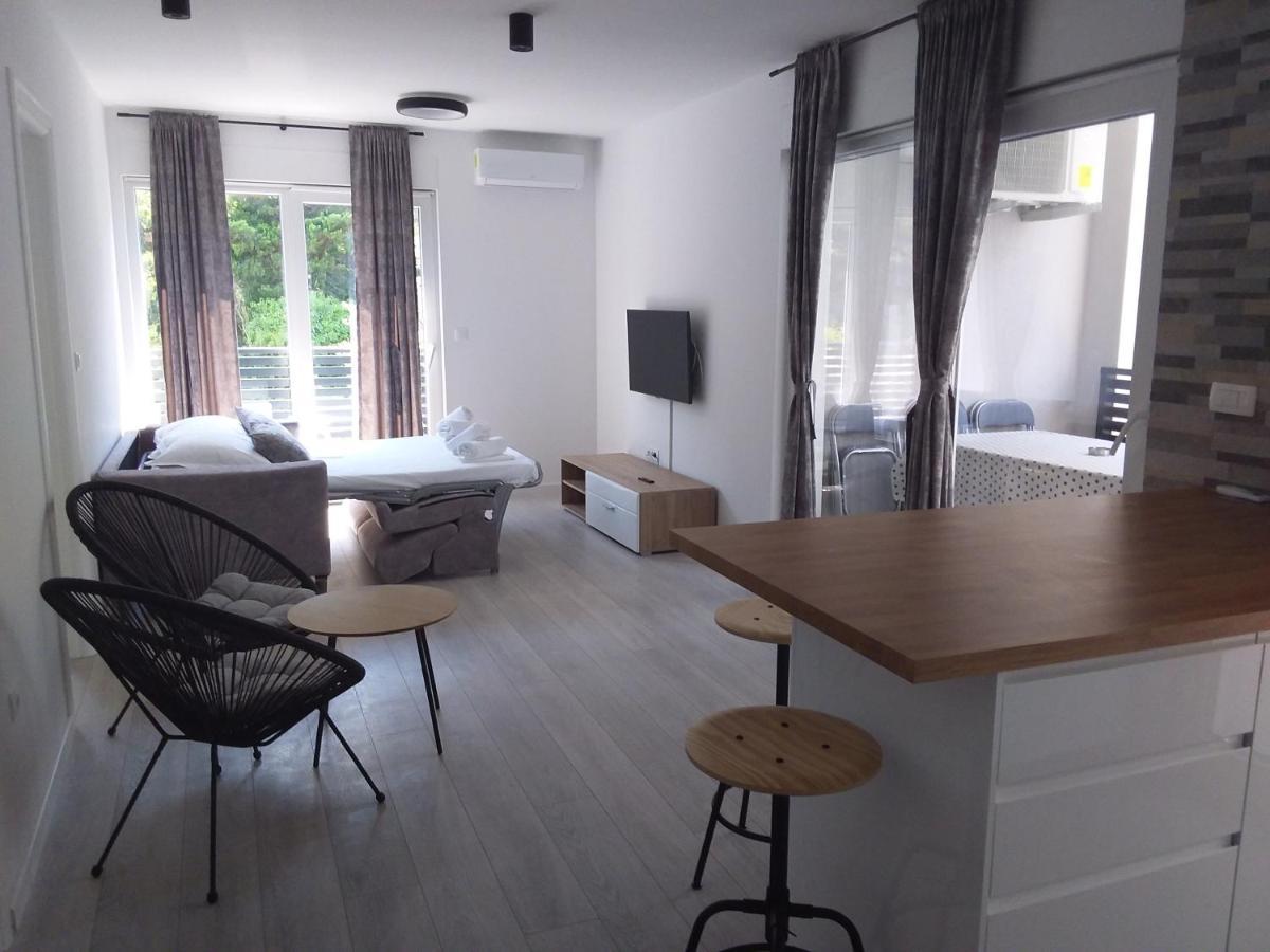 Apartament La Ferie *